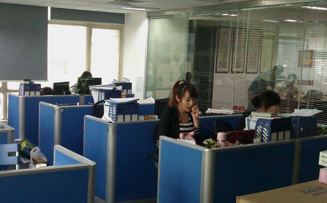 深圳市爱宝格电子科技电子元器件选型与性能参数对比分析
